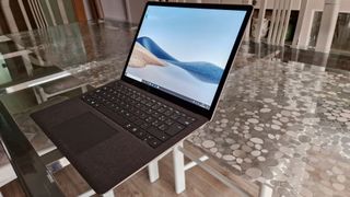 MICROSOFT SURFACE LAPTOP 4 13,5” en garantía