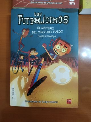 Los Futbolísimos 9: El misterio de la lluvia de meteoritos (Spanish Edition)
