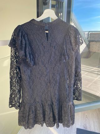Vestido encaje zara ,falda pantalon