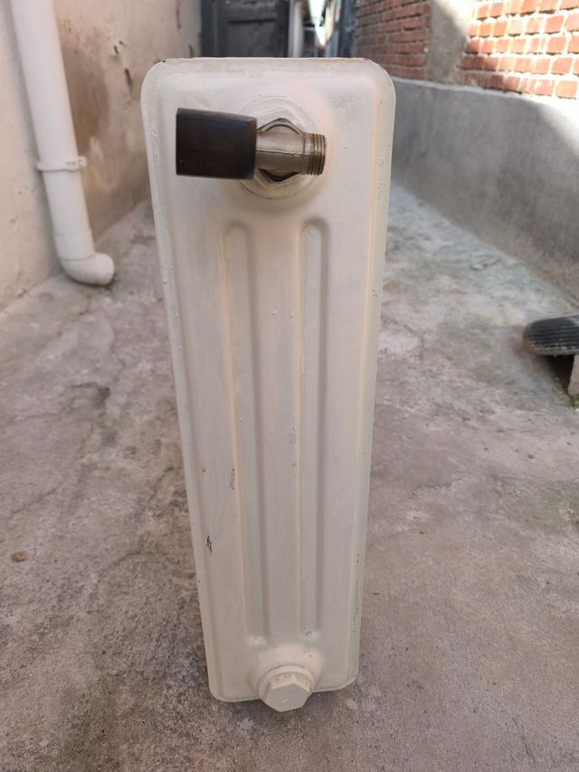 Radiador hierro tres elementos