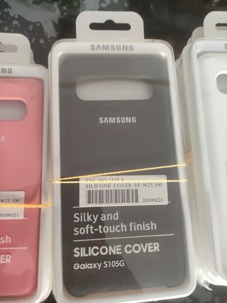 Nuova cover in silicone Galaxy S10 5g.