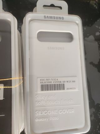 Nuova cover in silicone Galaxy S10 5g.
