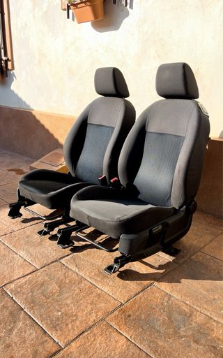 Asientos completos Ford Focus (2004-2010)