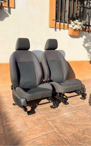 Asientos completos Ford Focus (2004-2010)