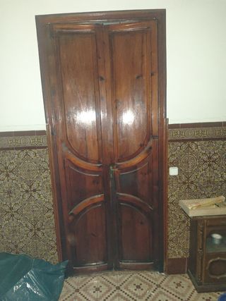 Puertas medianeras dos hojas vintage