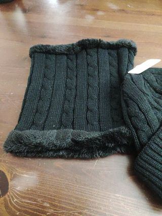 Completo berretta e scaldacollo