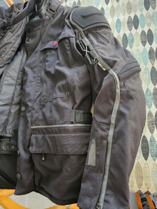 Chaqueta Daines