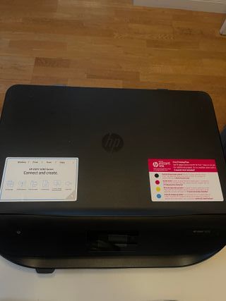 Impresora y escáner HP ENVY 5020 color buen estado