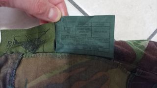 Pantalone mimetico con coulisse