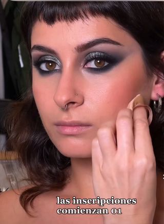 Maquilladora y peluquera