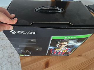 Xbox one Fat Day One Edition Kinect