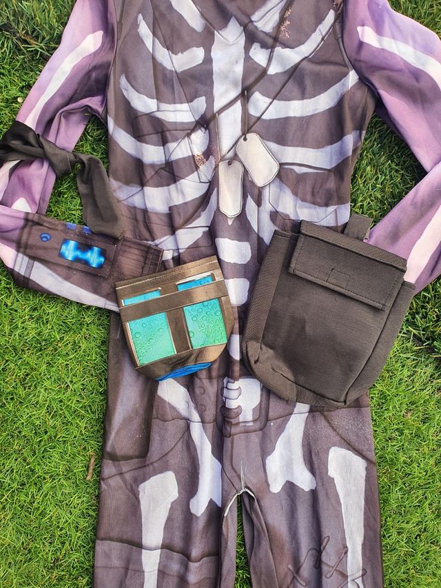 Disfraz Fortnite esqueleto Skull Trooper