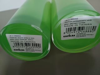 Tris bagno (dispenser, spazzolini e porta sapone)