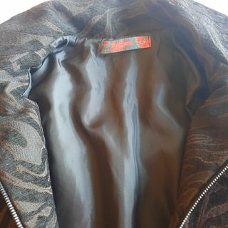 Chaqueta negra de mujer de Desigual