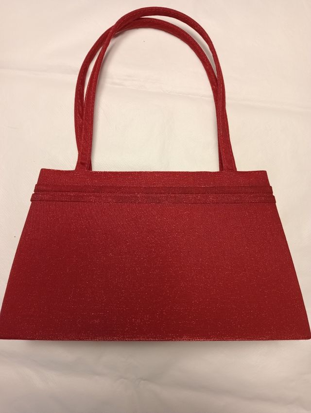 Bolsito de fiesta rojo satén