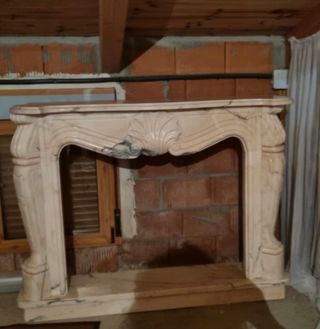 FRENTE DE CHIMENEA DE MARMOL ROSA