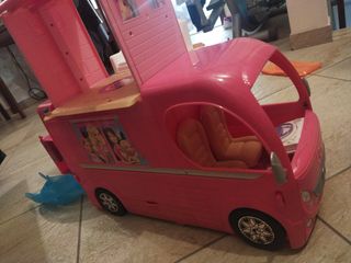 Camper dei sogni di Barbie e lavanderia
