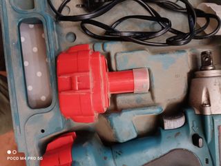 Taladro de impacto makita