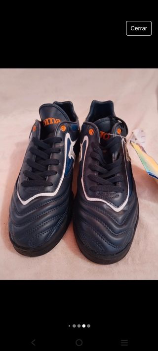 Zapatillas futbol nuevas con etiquetas 