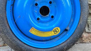 Rueda T125/70D15 de recambio