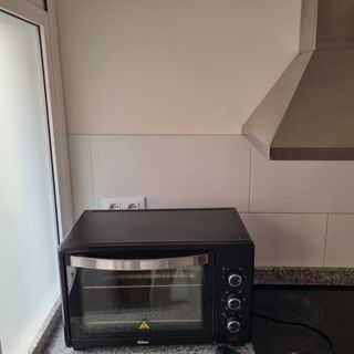 Horno eléctrico en perfecto estado