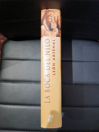 La boca del Nilo. Más OTRO LIBRO de REGALO 2X1