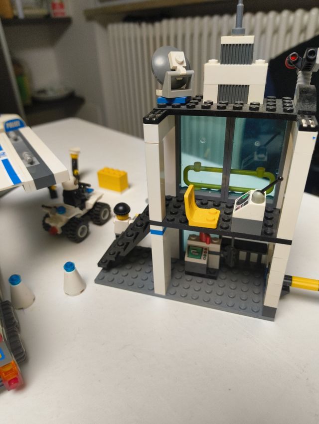 LEGO City 7743 Comando di Polizia mobile