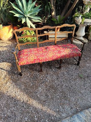 BANCO ANTIGUO DE MADERA ESTILO CASTELLANO