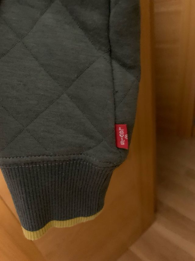 Jersey Levis talla 12