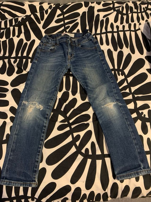 Pantalon Levis talla 6
