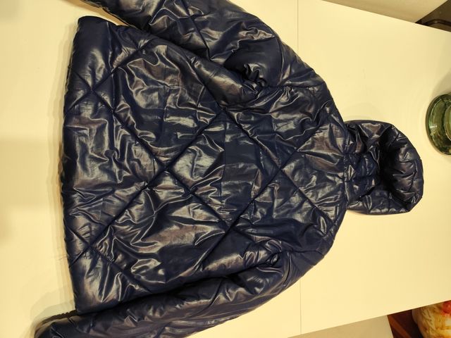 Cazadora acolchada brillante Benetton 