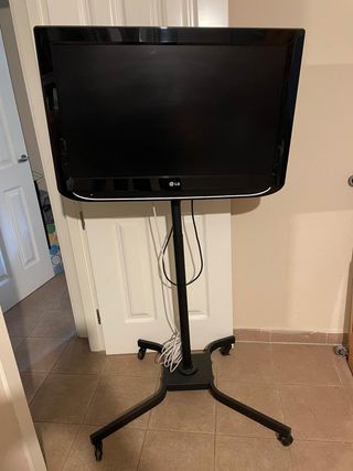 SOPORTE DE PIE  Y REGALO PANTALLA