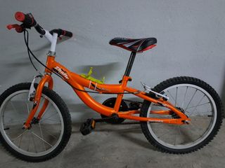 Bicicleta de niño o niña como nueva
