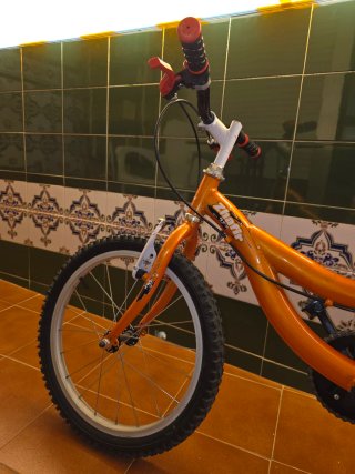 Bicicleta de niño niña como nueva 18 pulgadas