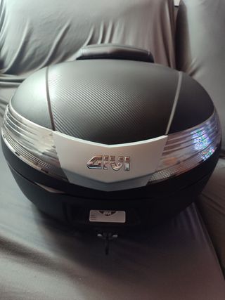 Baul GIVI 40L Honda CB 500X 19-23