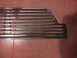 Rejilla frontal SEAT 1500 monofaro clásica