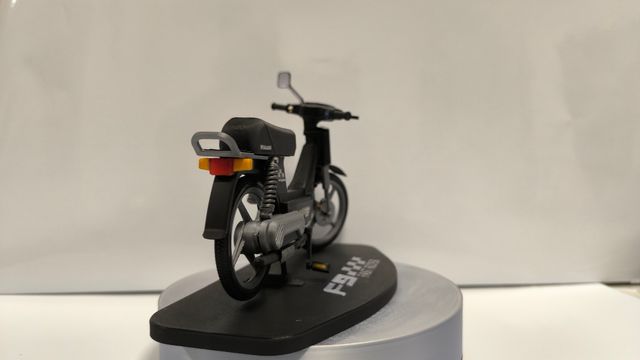 Maqueta Vespino FAST RIDER escala 1/10 Negro