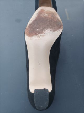 Zapatos salón ante negros 39