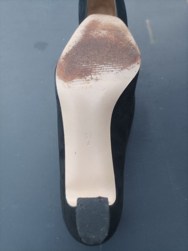 Zapatos salón ante negros 39