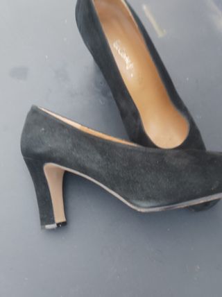 Zapatos salón ante negros 39