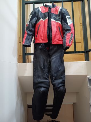 Conjunto Dainese cuero