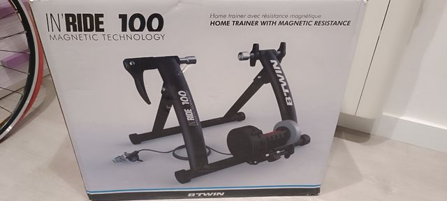 Rodillo con su rueda correspondiente nunca usado