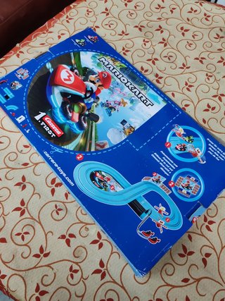 Scalextric Mario Kart carrera