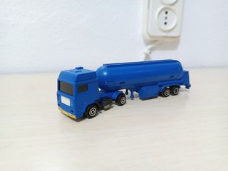 Camiones trailer remolque combustible escala 1/87