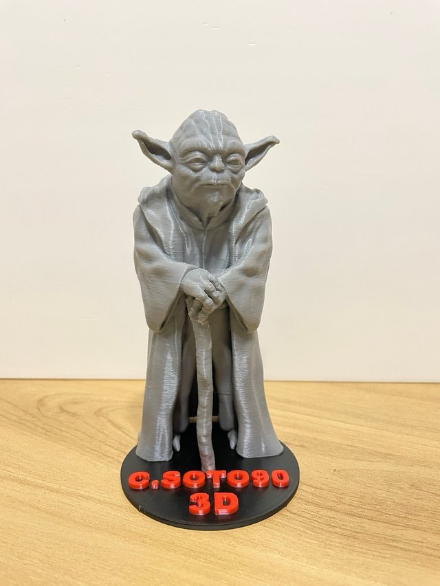 FIGURA YODA