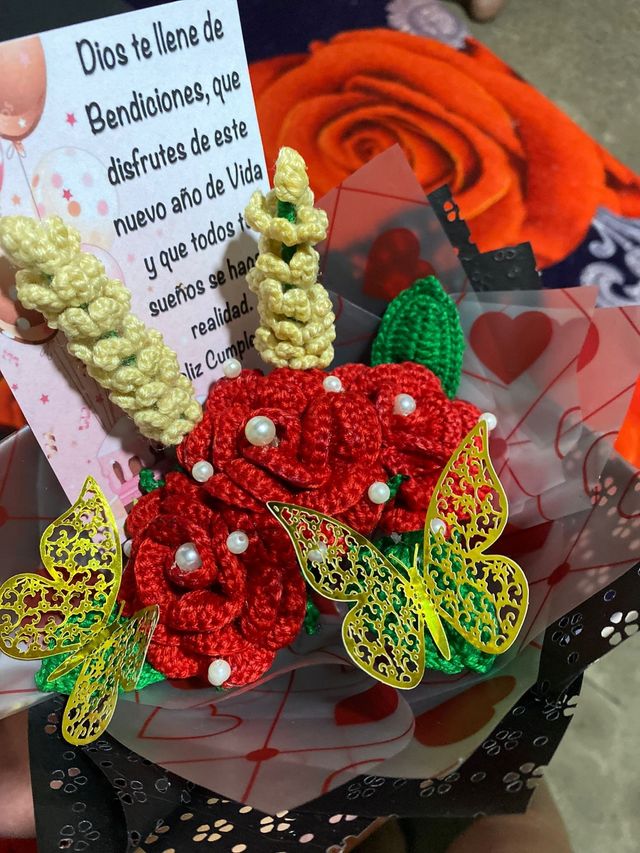 Ramo de flores en crochet