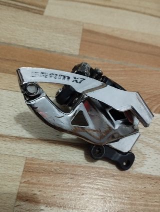 Desviador delantero