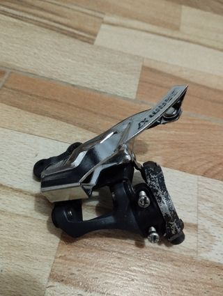 Desviador delantero