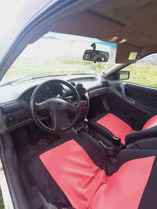 Opel Astra GT 2.0 Raid homologado