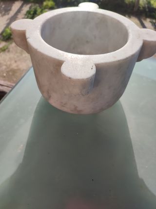 Mortaio in marmo